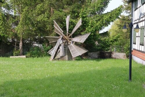 Hier liegt sie noch am alten Platz.