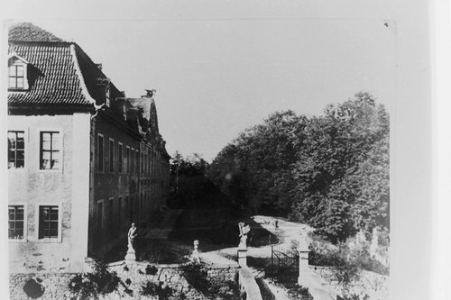 Image: Schlohof-01